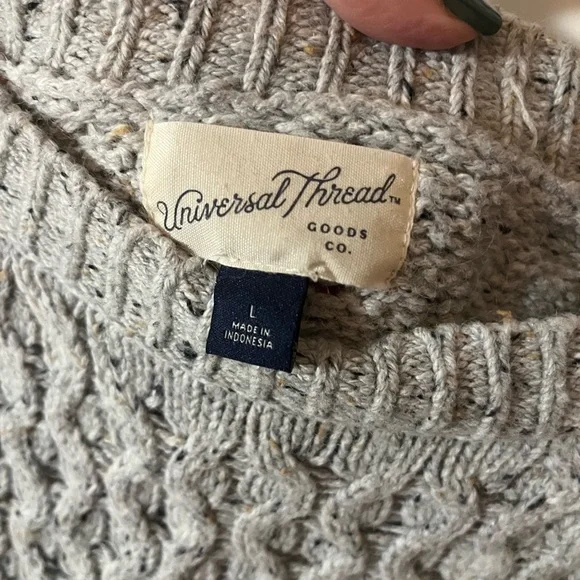 Vintage Women's Cable Knit Sweater - size L gray - Picture 4 of 5